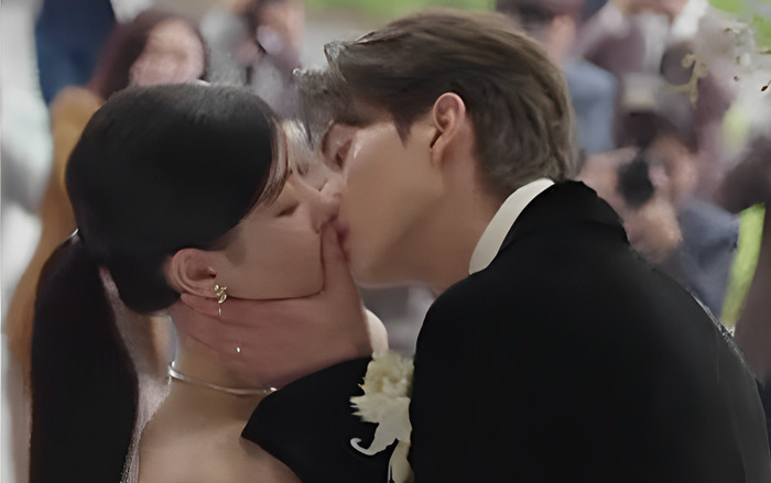 Cặp sao hạng A làm 'đám cưới cổ tích' chỉ sau vài lần gặp gỡ, danh tính gây bất ngờ Ảnh 2