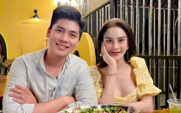 Lâm Khánh Chi đáp trả khi bị hỏi cắc cớ 'không biết được bao lâu' với trợ lý kém 21 tuổi Ảnh 2