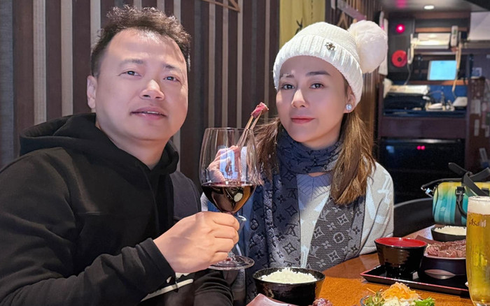 Phương Oanh lần đầu để lộ bụng bầu, được Shark Bình làm điều đặc biệt chuẩn 'vợ chồng son' Ảnh 2