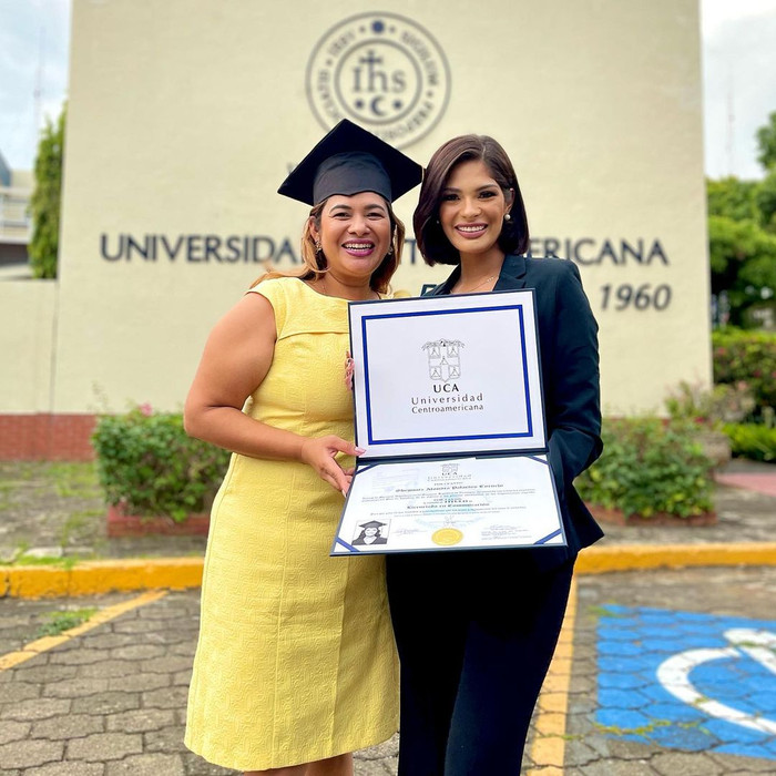 Song, cô chưa bao giờ chia sẻ câu chuyện của mình trước truyền thông. Ngay cả trong cuộc thi, nàng hậu vẫn giữ quyết định không tiết lộ về cuộc sống khó khăn của mình.