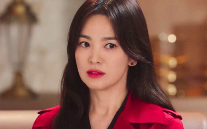 Song Hye Kyo công khai ủng hộ một người, danh tính ra sao mà bị nghi có liên quan tới tình mới? Ảnh 2