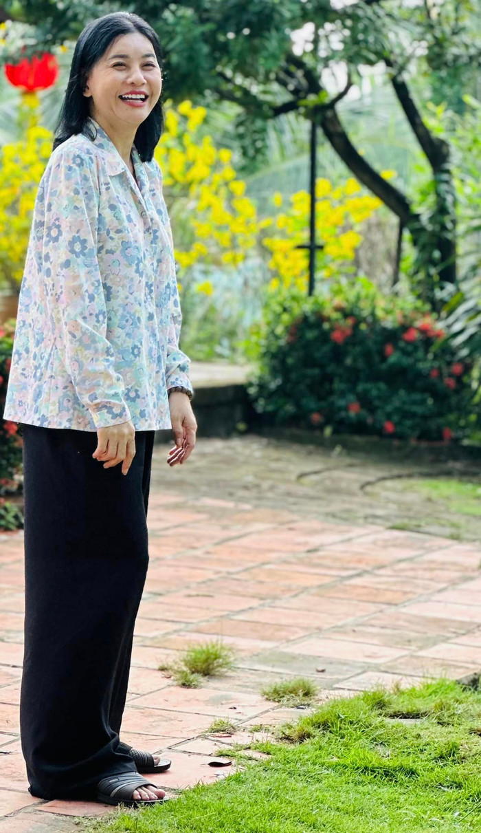 Nữ nghệ sĩ cho biết bây giờ nhiều khi cần tiền kinh doanh mà không có.