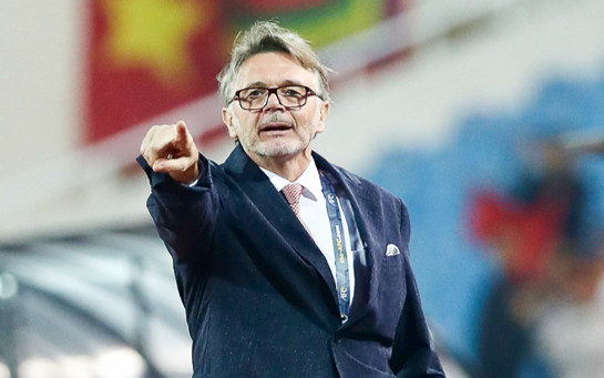 Từ HLV Erik ten Hag nhìn về ông Troussier Ảnh 2