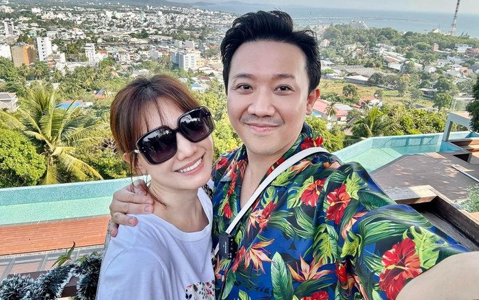 Hari Won diện váy rộng che bụng, được Trấn Thành nâng niu khi đi du lịch Ảnh 2