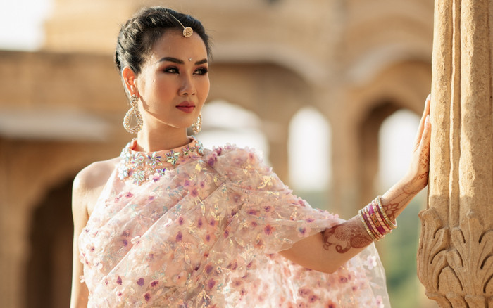 Được khen vì mang hình ảnh của Ấn Độ vào âm nhạc Việt Nam, Võ Hạ Trâm phản ứng ra sao? Ảnh 2