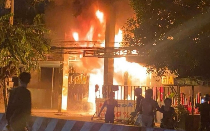 Lại cháy quán karaoke ở Bình Dương Ảnh 2