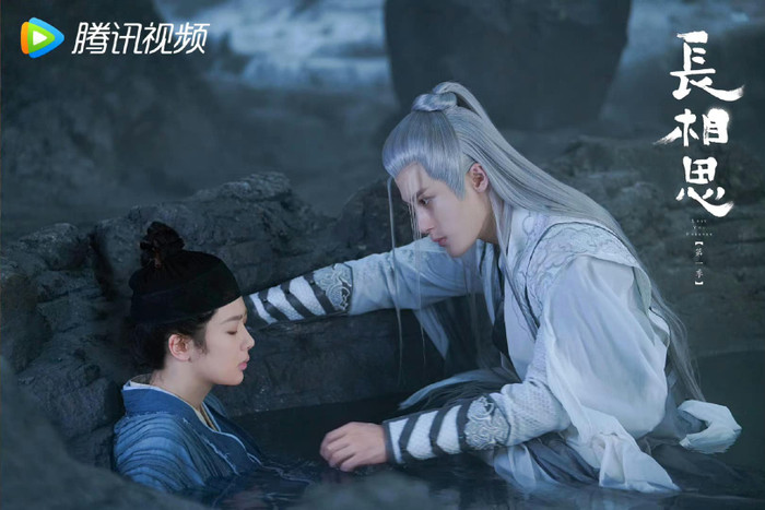 Bên cạnh màn thăng hoa của Thành Nghị, sự nghiệp của Đàn Kiện Thứ nhờ Trường Tương Tư cũng có bước phát triển mới. 