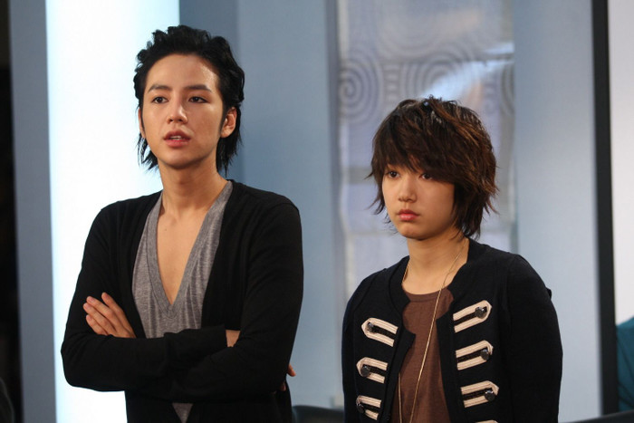 You're Beautiful của Jang Geun Suk - Park Shin Hye có số phiếu bầu nhiều thứ 3 trong BXH.