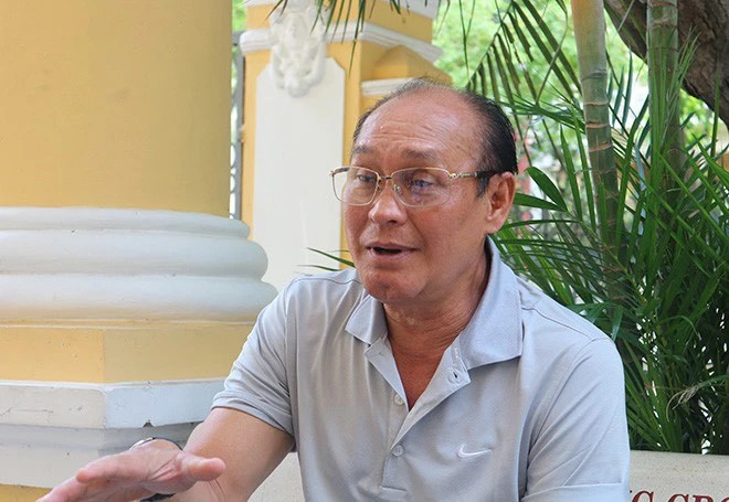 Nghệ sĩ Duy Phương được biết tới là một danh hài nổi tiếng, là tuổi thơ của biết bao nhiêu thế hệ 8X, 9X. 