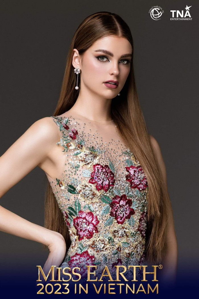 Nhan sắc được ví như búp bê của đại diện đến từ Hà Lan.