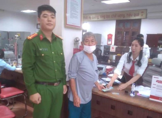 Lực lượng chức năng đã kịp thời ngăn chặn vụ lừa đảo, giúp đôi vợ chồng bảo toàn số tiền 44 triệu đồng
