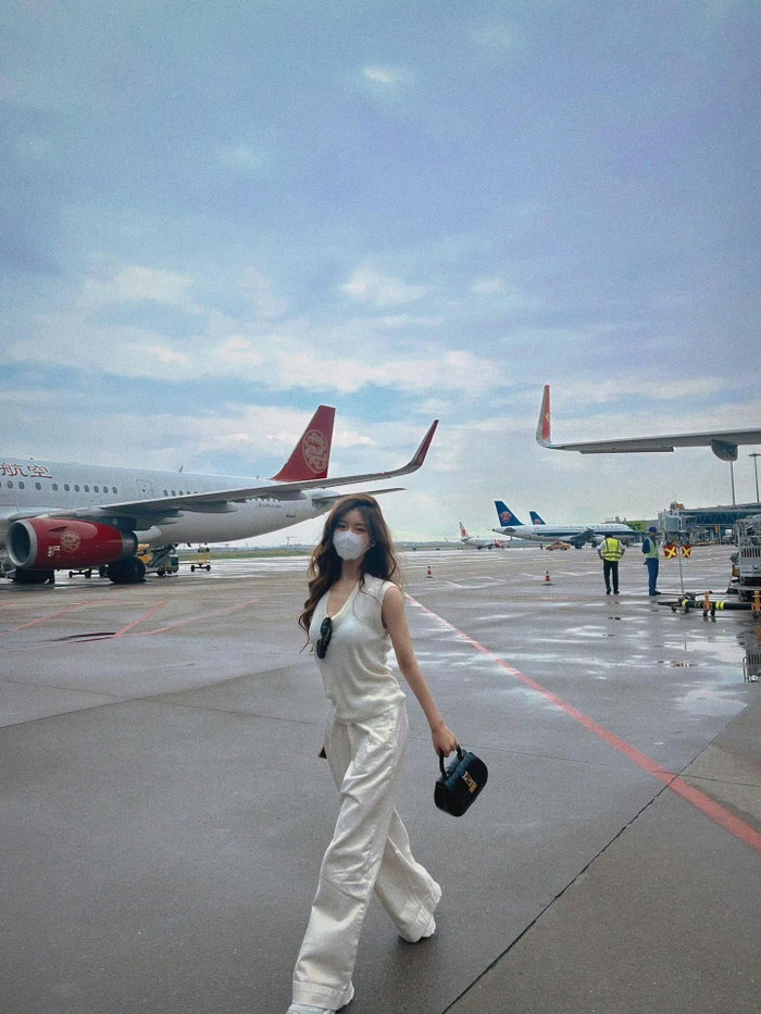 Khi sắp xếp được thời gian rảnh, Triệu Lộ Tư thường tự thưởng cho bản thân những chuyến đi du lịch