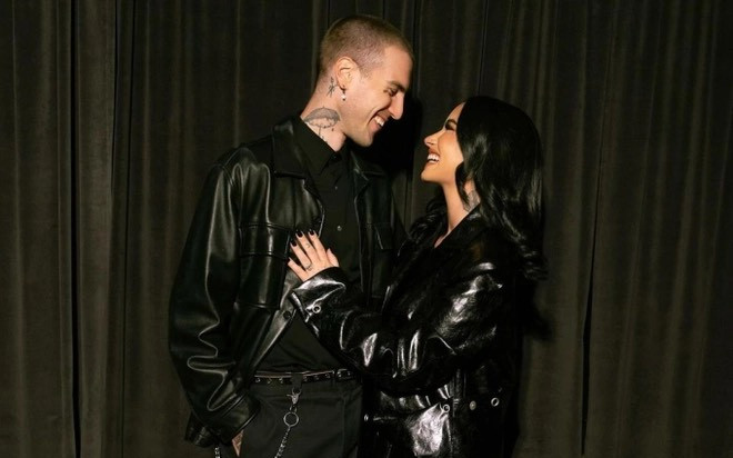 Nữ ca sĩ chính thức đính hôn sau màn hủy hôn chấn động Ảnh 2