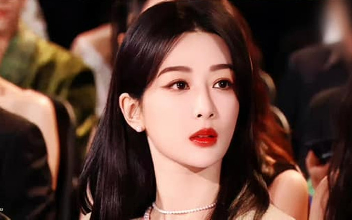 Vừa được khen lấn lướt Nhiệt Ba, Dương Tử bị chất vấn photoshop quá đà Ảnh 2