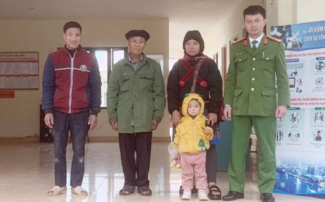 Dắt cháu nhỏ từ Yên Bái sang Lào Cai thăm con gái, cụ ông rơi vào tình cảnh trớ trêu không ngờ Ảnh 2