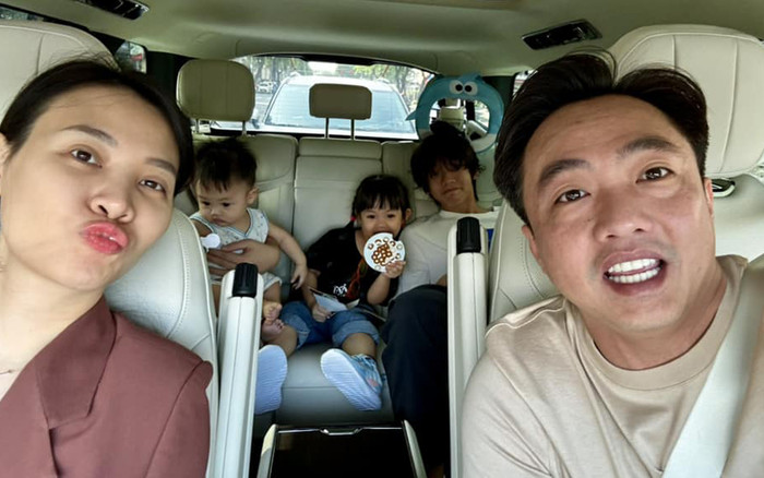 Cường Đô la khoe ảnh gia đình: Subeo - Suchin chiếm spotlight vì đáng yêu, Đàm Thu Trang bất ngờ 'quạu' Ảnh 2