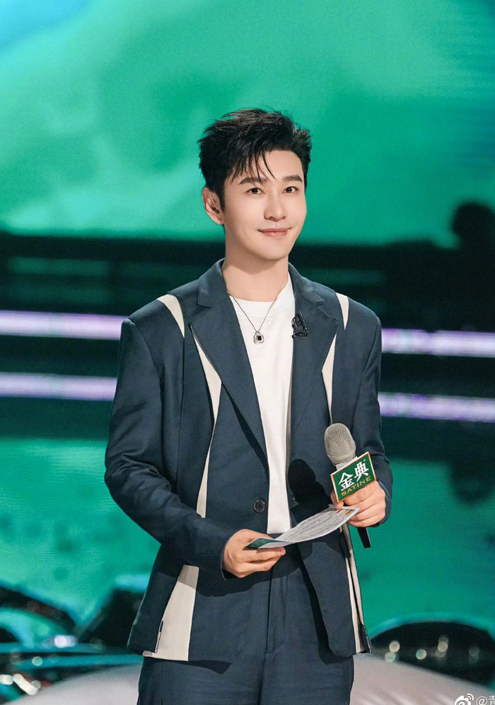 Angelababy và Huỳnh Hiểu Minh đã ly hôn được một thời gian.