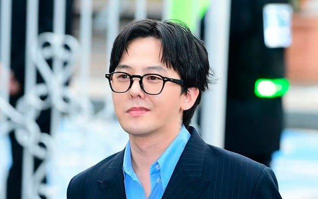 YG Entertainment giữ im lặng trước tin đồn gia hạn hợp đồng của G-Dragon.