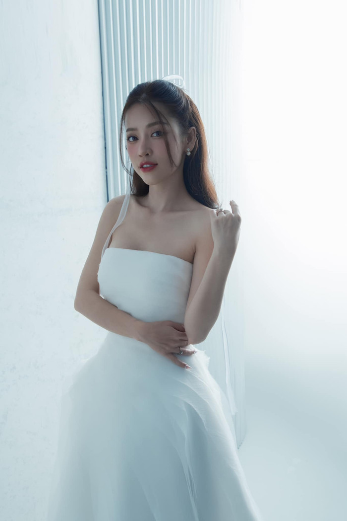 Kể từ khi kết hôn cho đến nay, mỗi khi Puka đăng ảnh đều có Gin Tuấn Kiệt ở bên cạnh