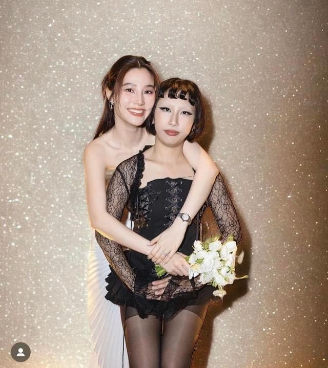 Diễm My 9X bị nghi tiếp tục diện trang phục lạc quẻ ở đám cưới Diễm My 9X tối 21/12.