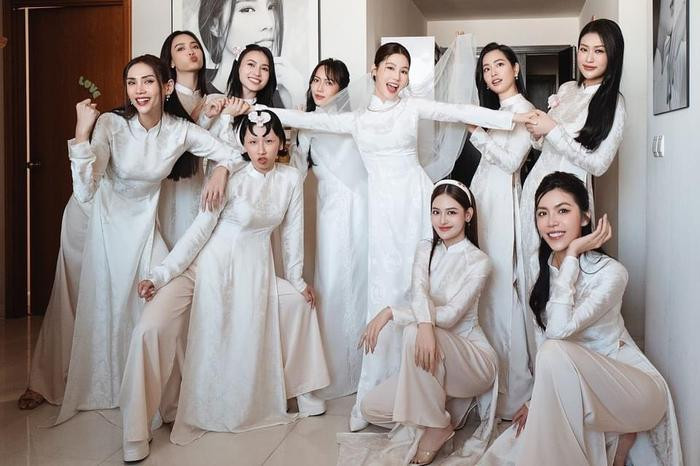 Sau khi gây tranh cãi ở lễ ăn hỏi, một sao nữ tiếp tục làm lố ở tiệc cưới Diễm My 9X? Ảnh 4