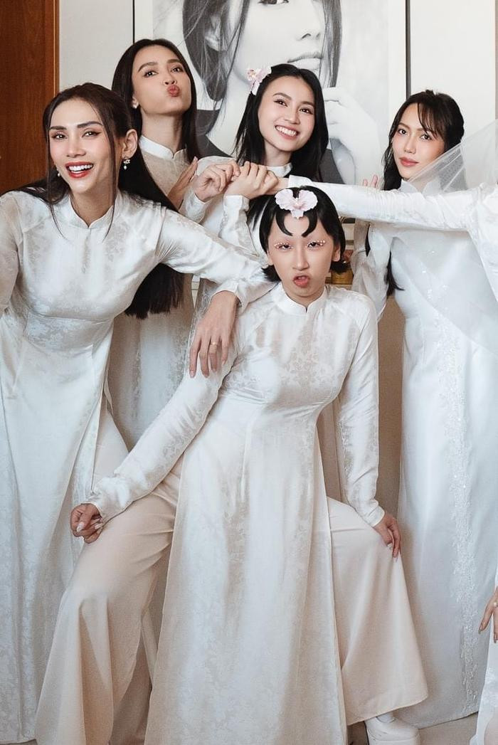 Trang Hý từng gây tranh cãi với hình ảnh ở lễ ăn hỏi Diễm My 9X.