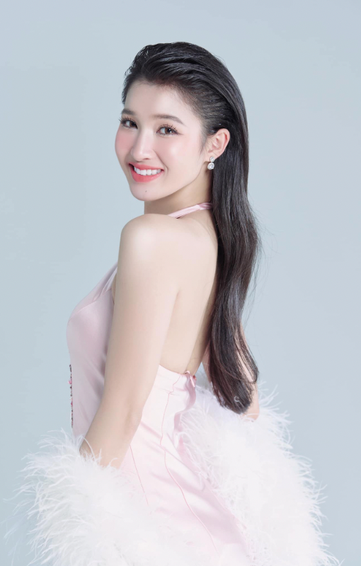 Phương Nhi lọt top 15 - Miss International 2023.