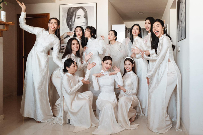 Ninh Dương Lan Ngọc đi bê tráp cho Diễm My 9x