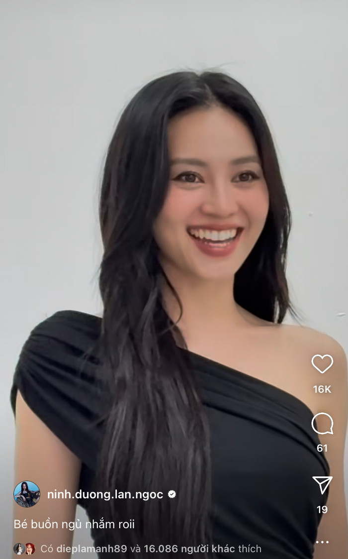 Ngay sau đó Ninh Dương Lan Ngọc tiếp tục làm việc như chưa hề từng ngủ gật