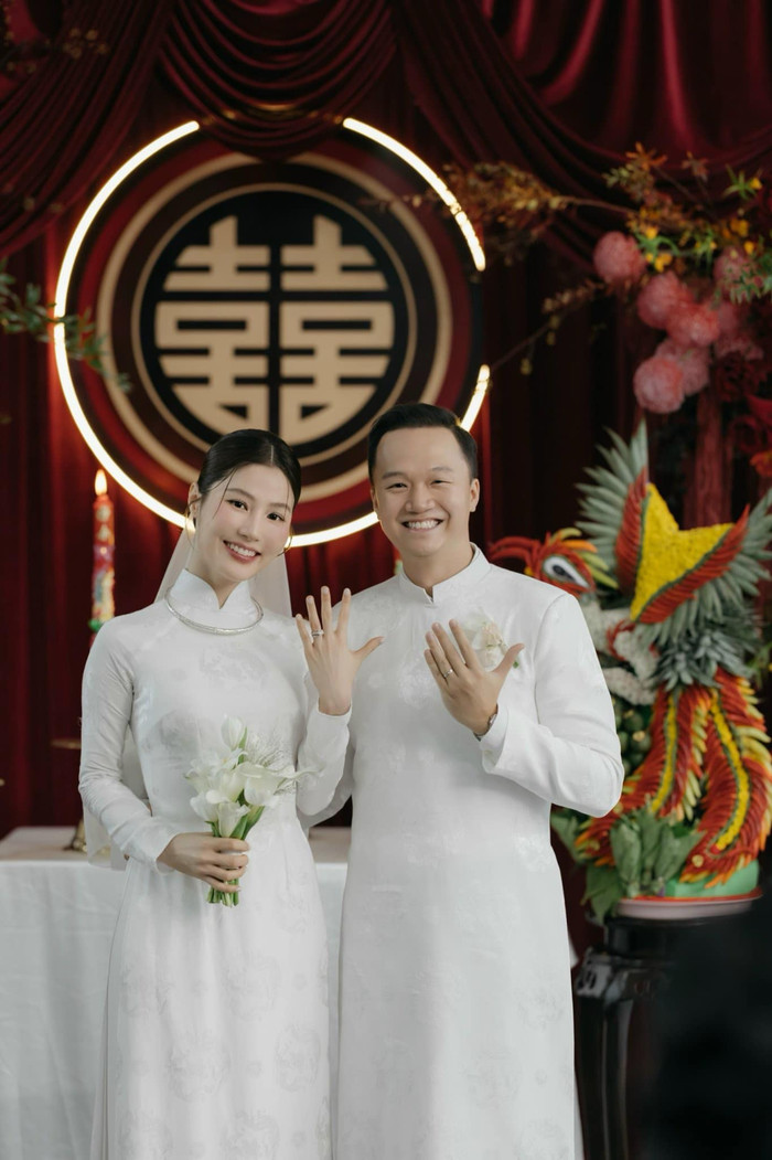 Showbiz Việt đại hỷ năm 2023: Các mỹ nhân lần lượt lên xe hoa về nhà chồng Ảnh 6