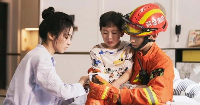 Dương Dương - Vương Sở Nhiên khiến fan 'cạn lời' vì chọn kịch bản có thiết lập nhân vật quá tệ.