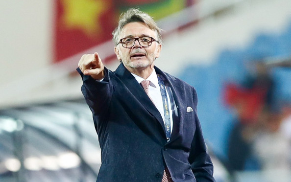 HLV Troussier gọi Văn Tùng, loại Văn Quyết và Công Phượng Ảnh 2