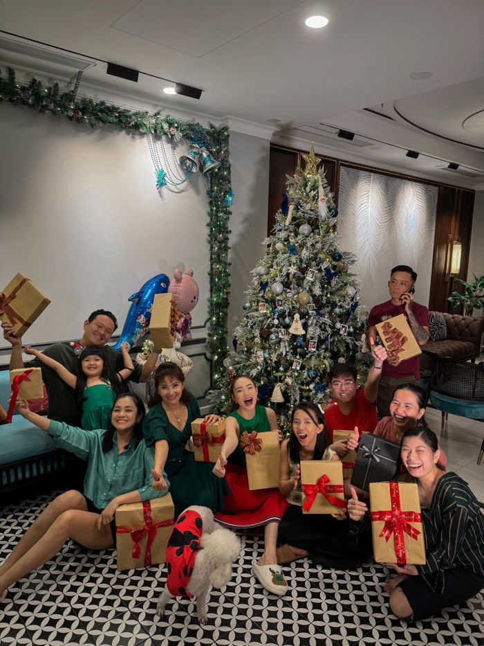 'Tuy có hơi hao xu nhưng cả nhà là vui là được', Minh Hằng hào hứng cho biết