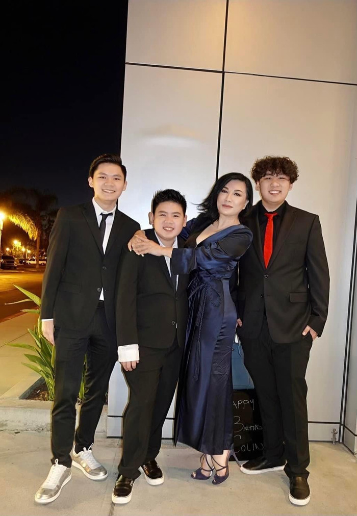 Với sự nỗ lực, cố gắng không ngừng giờ đây cô đã có cuộc sống đủ đầy, hạnh phúc bên 3 quý tử.