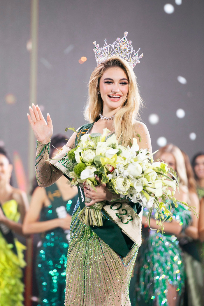 Lời tâm sự của Mina Sue Choi về sứ mệnh chuyển giao vương miện Miss Earth Ảnh 1