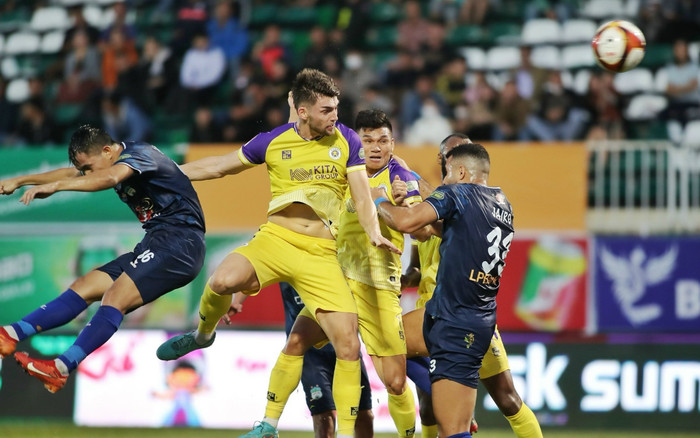 Hà Nội FC 'phơi áo' trước HAGL của bầu Đức Ảnh 2