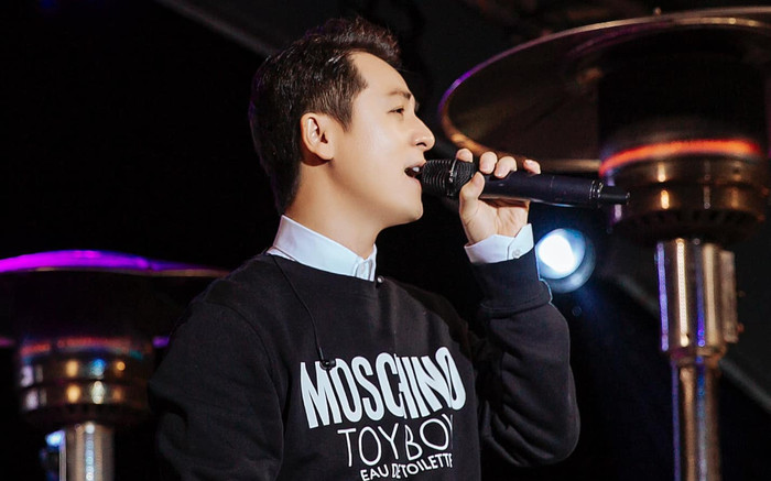 Nam ca sĩ nổi tiếng ngừng hát suốt 10 năm để chăm sóc gia đình: 'Chưa từng ân hận vì lựa chọn điều đó' Ảnh 2