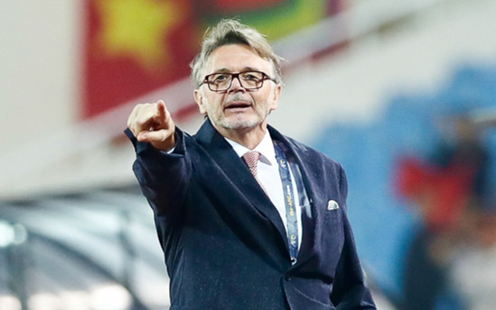 Hy vọng gì ở 'bản hợp đồng triệu đô' Philippe Troussier trong năm quyết định? Ảnh 2