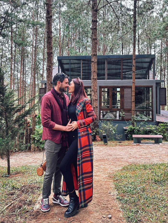 Cặp đôi vừa đón tin vui và đón nhóc tỳ thứ 2 vào năm sau.