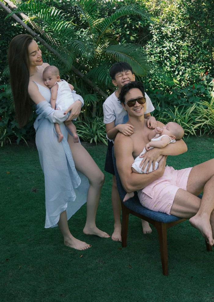 Nhìn vào mối quan hệ giữa Kim Lý và mẹ con Hà Hồ sẽ hiểu vì sao nữ ca sĩ lại khẳng định như vậy.&nbsp;