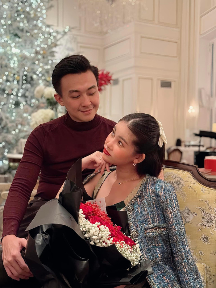 Lê Âu Ngân Anh đang trong những ngày cuối của thai kì. 