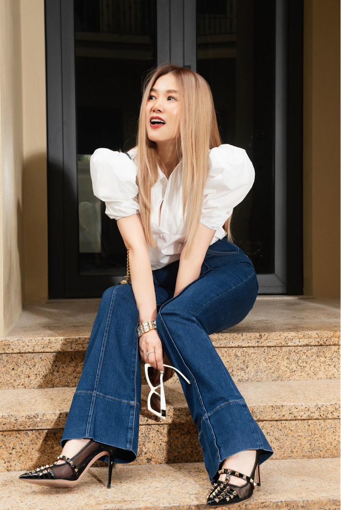 Mái tóc là một trong những điểm nhấn tôn vẻ đẹp của người phụ nữ, vì thế nhà tạo mẫu tóc Minh Phương mong rằng các chị em sẽ chăm chút điểm này để có được 'visual' sáng bừng, nổi bật trong mùa lễ hội năm nay - (Ảnh: Rachel Nguyên). 