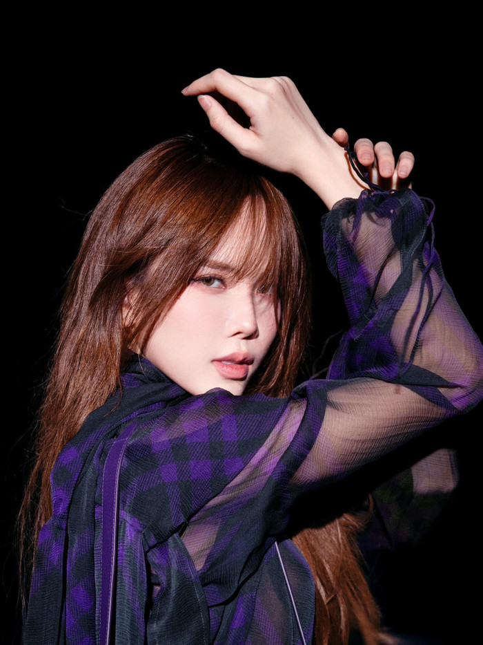 Ngoài ra cô còn dành thời gian tập luyện để nâng cao sức khỏe và duy trì vóc dáng thon gọn.