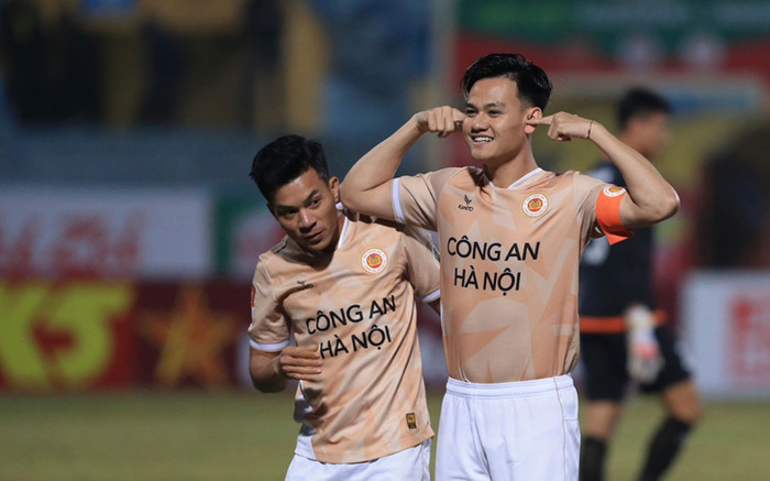 HLV Troussier gọi Hồ Tấn Tài lên tuyển Việt Nam Ảnh 2