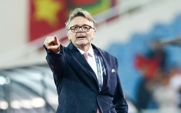 Tương lai HLV Troussier phụ thuộc vào 'ba ván bài' với Indonesia? Ảnh 2