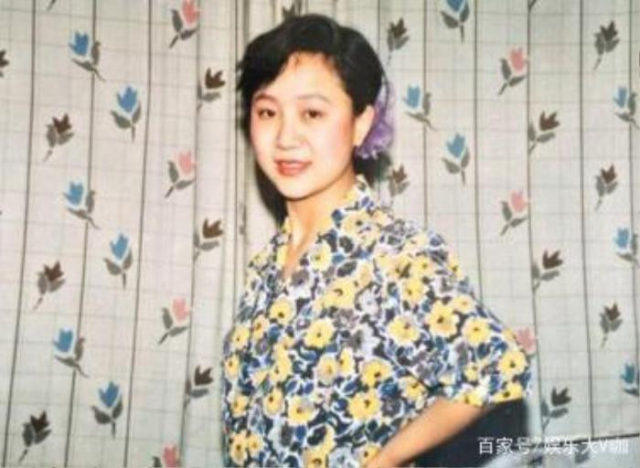 Mẹ Dương Tử có nhan sắc không thua kém các minh tinh xứ Trung.