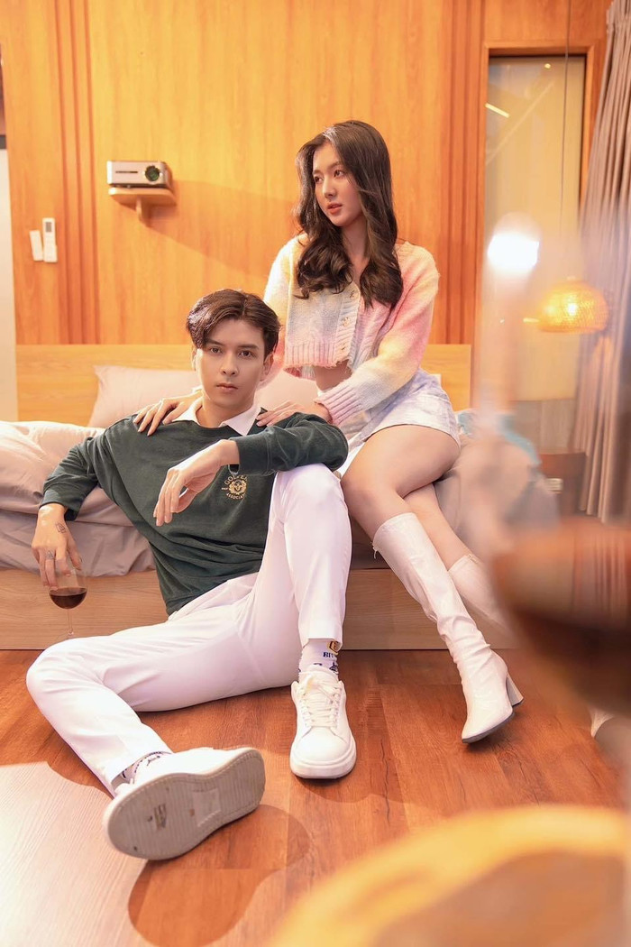 . Có chồng là người nổi tiếng, thường xuyên phải đi diễn với nhiều đồng nghiệp nữ nhưng bà xã nam diễn viên cho biết cô không ghen tuông và hiểu đặc thù công việc của chồng.