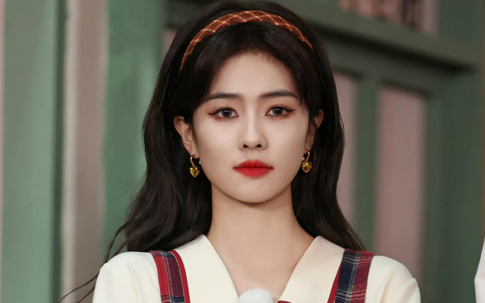 Bạch Lộc bị chê cười vì muốn chuyển hình như Triệu Lệ Dĩnh Ảnh 2