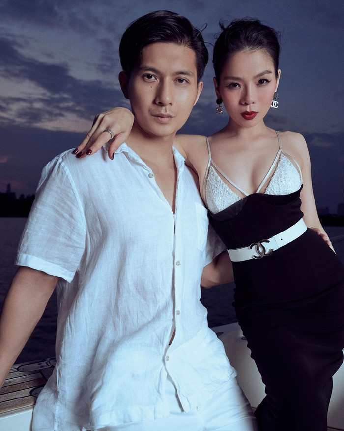 Trên tài khoản cá nhân, Lệ Quyên thường đăng tải những hình ảnh đi du lịch ở du thuyền xa hoa, sang chảnh với Lâm Bảo Châu