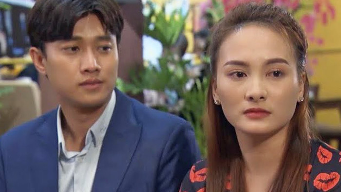 Màn kết hợp trong Về Nhà Đi Con đã đưa tên tuổi Quốc Trường lên như diều gặp gió, còn Bảo Thanh thì nhận cúp vàng ở VTV Awards.